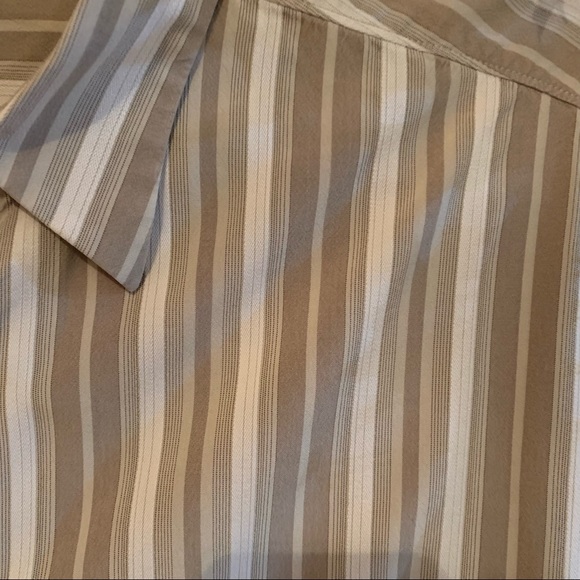 Tommy Bahama Men’s Casual Dress Shirt - Picture 4 of 10